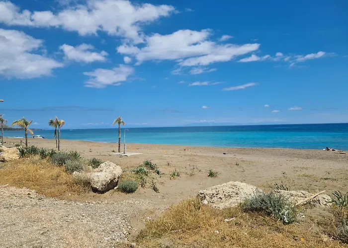 Lago Beach Living