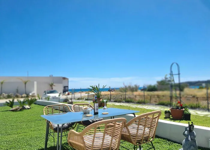 Lago Beach Living